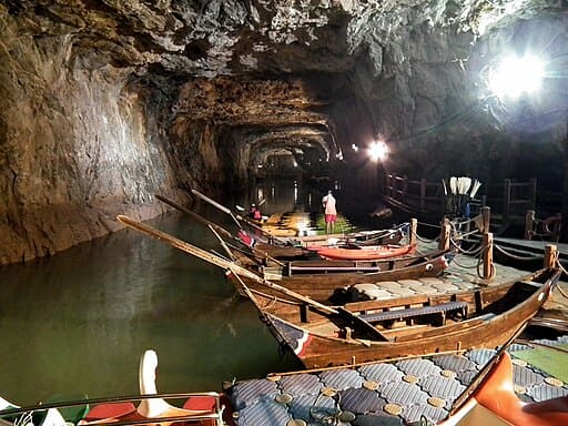 베이하이 터널 (난간)