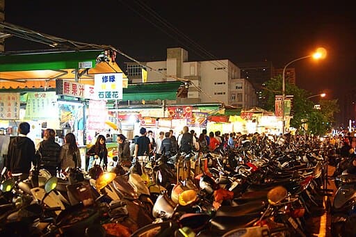 Ruifeng Night Market (瑞豐夜市)