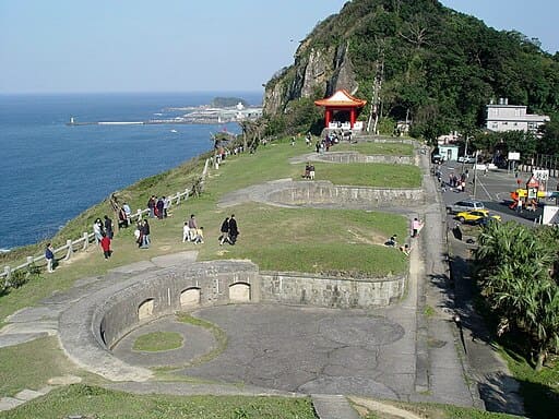 Baimiweng Fort (白米甕砲台)