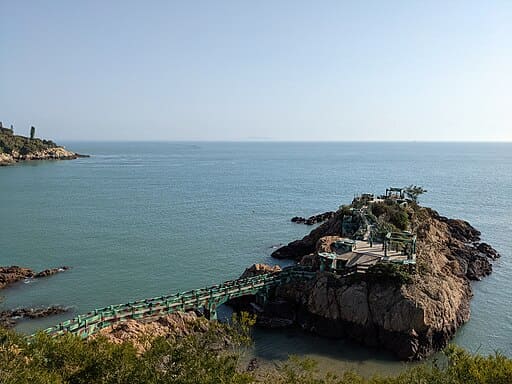 Iron Fort (鐵堡)
