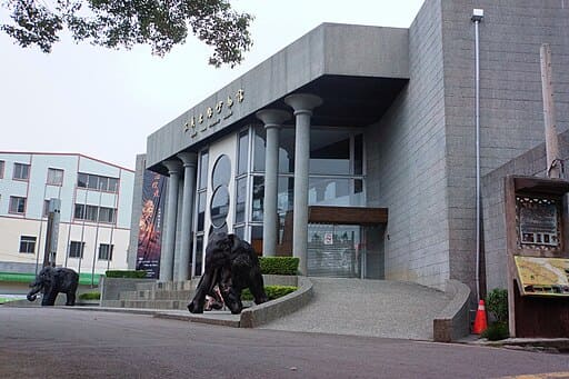 Sanyi Wood Sculpture Museum (三義木雕博物館)