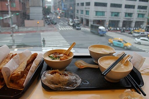 Fuhang Soy Milk (阜杭豆漿)