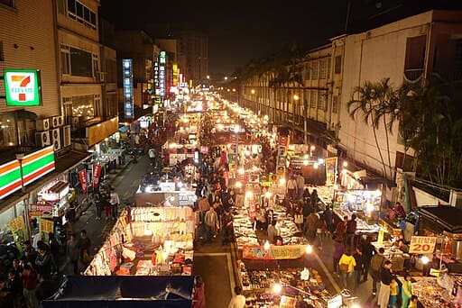 Zhongli Night Market (中壢觀光夜市)